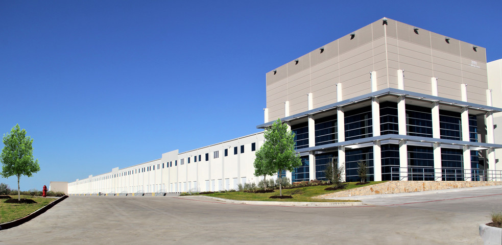 S Airfield Dr, Dallas, TX en alquiler - Foto del edificio - Imagen 3 de 5