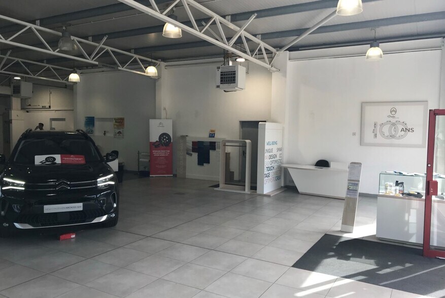 Old Portsmouth Rd, Godalming en venta - Foto del interior - Imagen 3 de 4