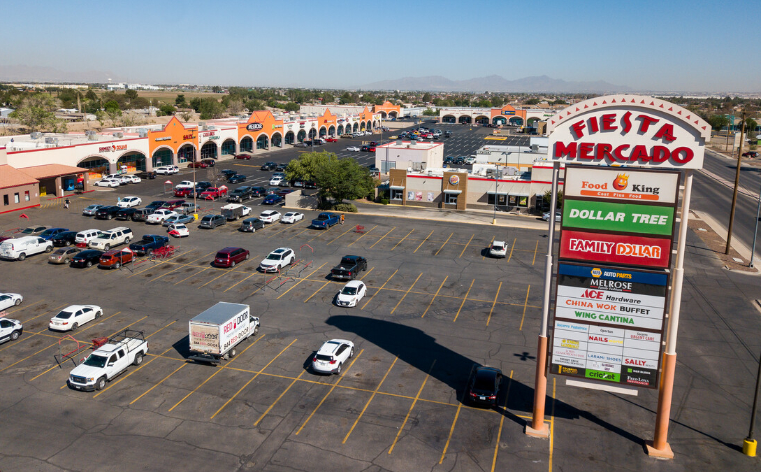 Fiesta Mercado Shopping Center cartera de 6 inmuebles en venta en LoopNet.es Foto del edificio- Imagen 1 de 20