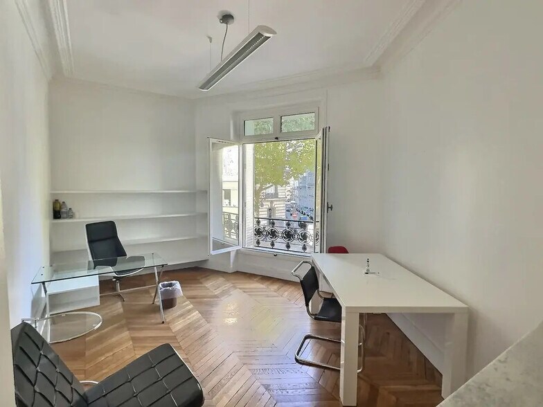 130 Rue De La Pompe, Paris en alquiler - Foto del edificio - Imagen 2 de 9