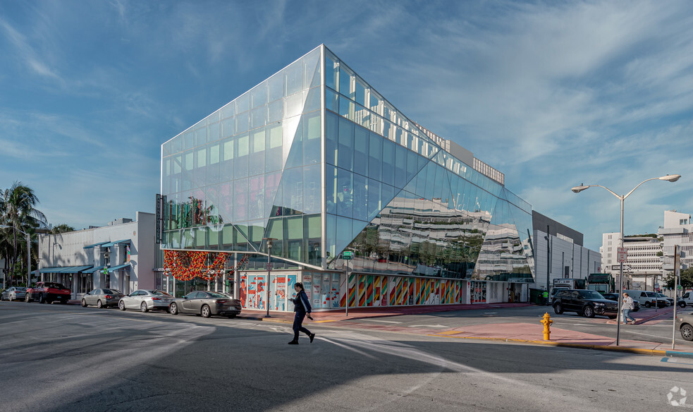 1654 Meridian Ave, Miami Beach, FL en alquiler - Foto del edificio - Imagen 1 de 6