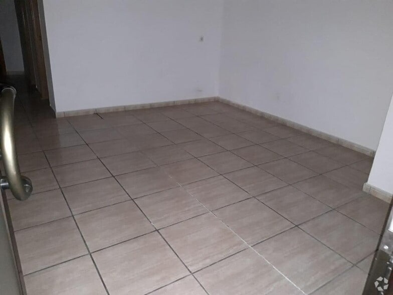 Local en Madrid, Madrid en venta - Foto del interior - Imagen 1 de 1