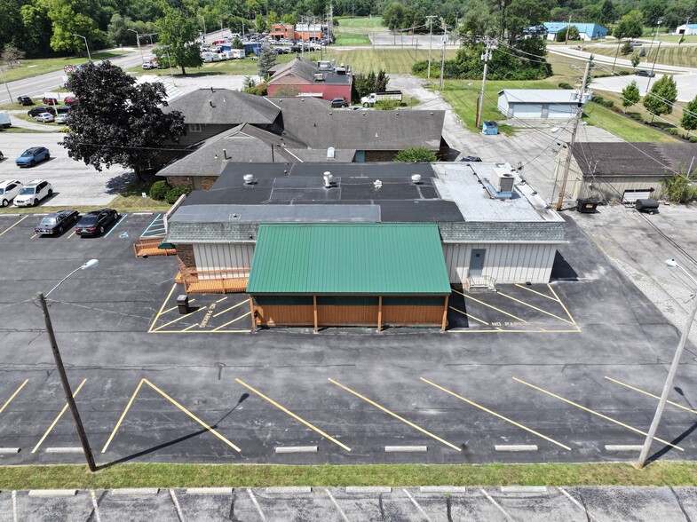 303 E Tillman Rd, Fort Wayne, IN en venta - Foto del edificio - Imagen 2 de 2