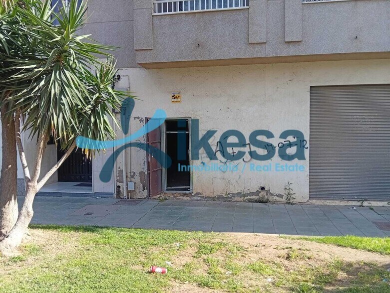 Local en El Ejido, Almería en venta - Foto del edificio - Imagen 1 de 4