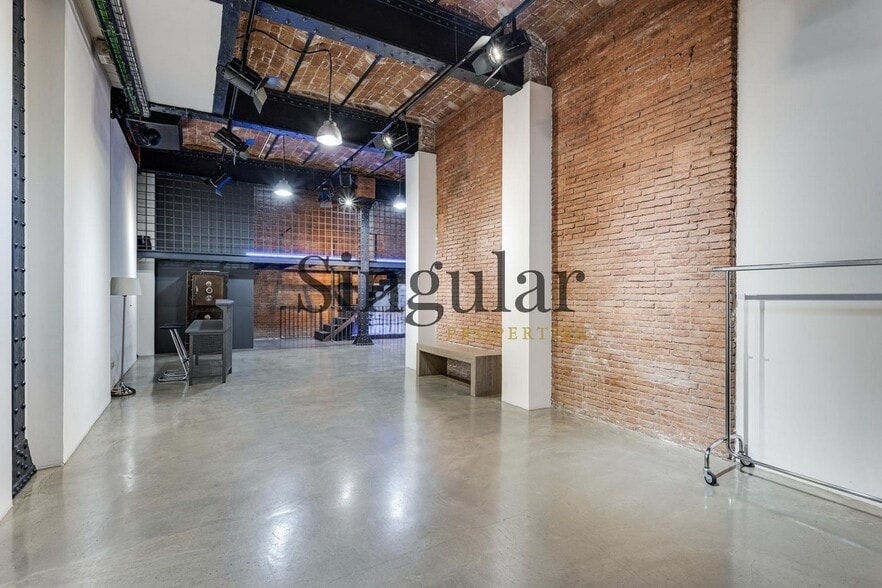 Local en Barcelona, Barcelona en alquiler - Foto del edificio - Imagen 1 de 1