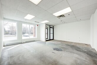 35 Rue De Lauzon, Boucherville, QC en alquiler Foto del interior- Imagen 2 de 10