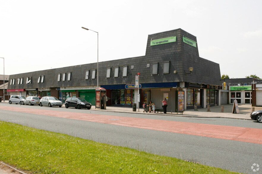 369-389 Bolton Rd, Salford en alquiler - Foto principal - Imagen 1 de 5