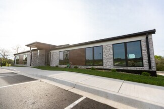 Más detalles de 4801 Quail Crest Pl, Lawrence, KS - Coworking en alquiler