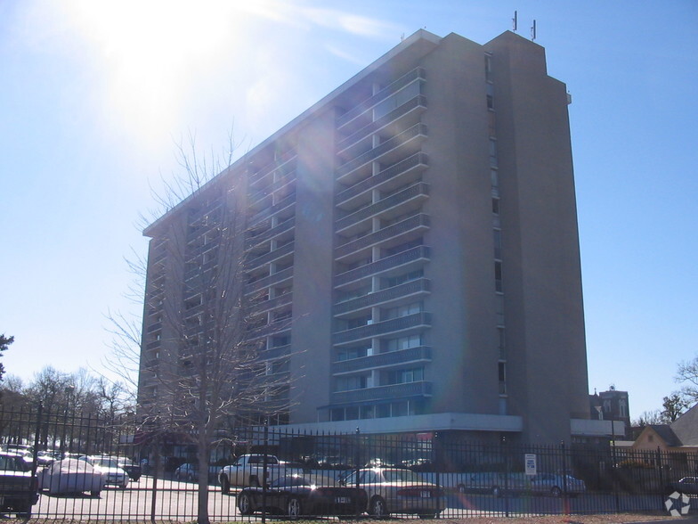 700 E 9th St, Little Rock, AR en venta - Foto del edificio - Imagen 2 de 10