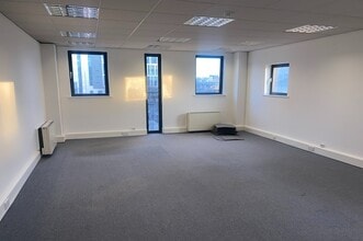 9-11 Corporation Sq, Belfast en venta Foto del interior- Imagen 1 de 2