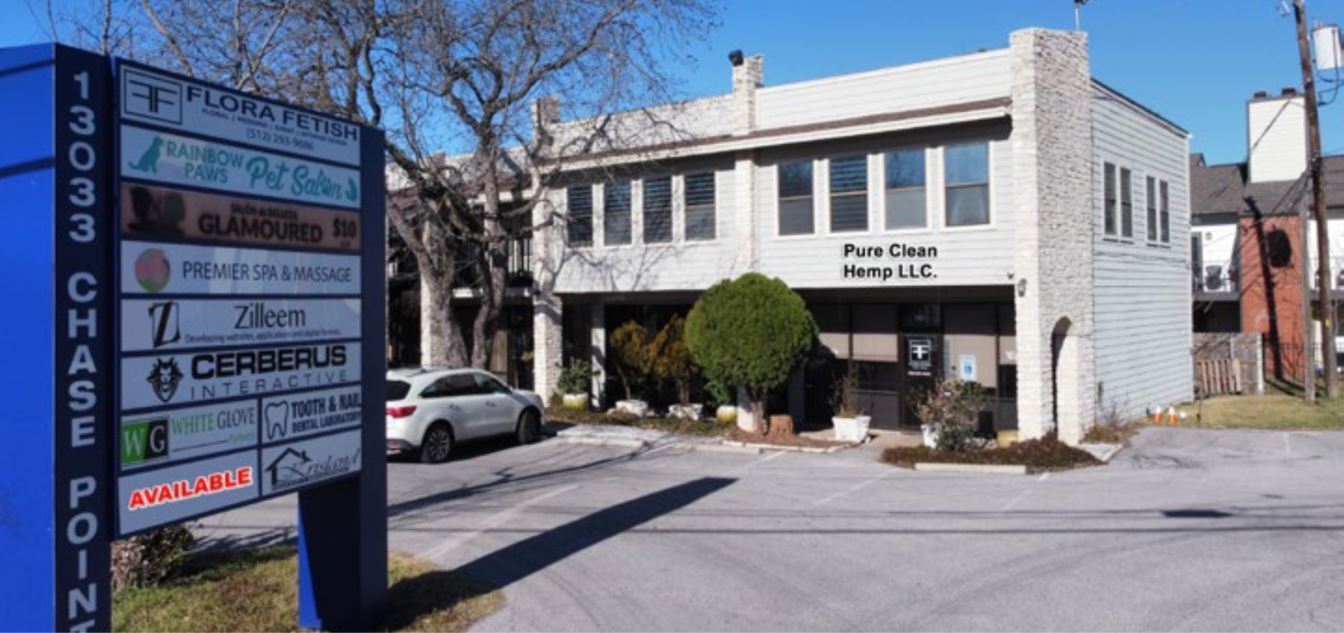 13033 Pond Springs Rd, Austin, TX en alquiler Foto del edificio- Imagen 1 de 7