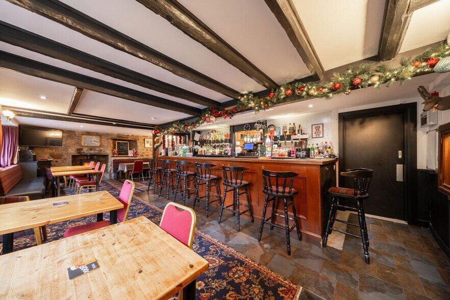 109 High St, Cupar en venta - Foto del edificio - Imagen 2 de 36