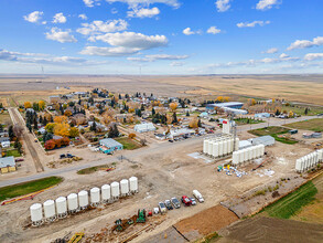 14 Railway Av, Lomond, AB - VISTA AÉREA  vista de mapa - Image1