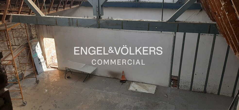 Local en Sabadell, Barcelona en alquiler - Foto del interior - Imagen 3 de 15