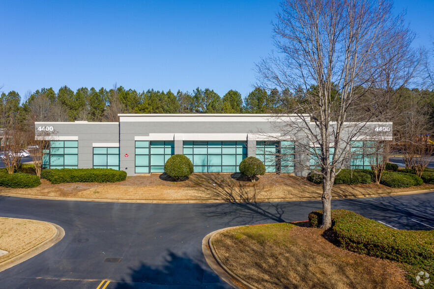 4300 Alexander Dr, Alpharetta, GA en alquiler - Foto del edificio - Imagen 3 de 8