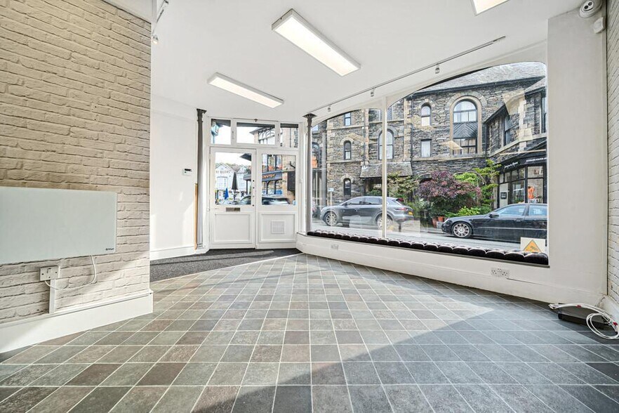 26 Main Rd, Windermere en venta - Foto del edificio - Imagen 3 de 27