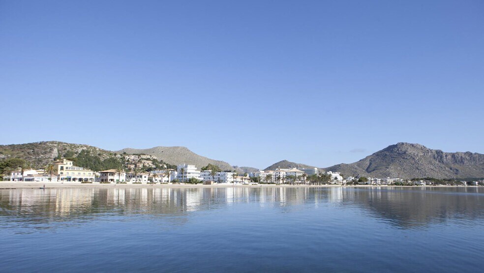 Local en Pollença, Islas Baleares en venta - Vista aérea - Imagen 3 de 13