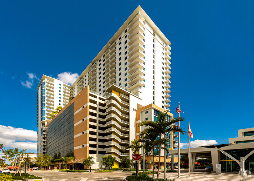 591 Evernia St, West Palm Beach, FL en alquiler - Foto del edificio - Imagen 1 de 12