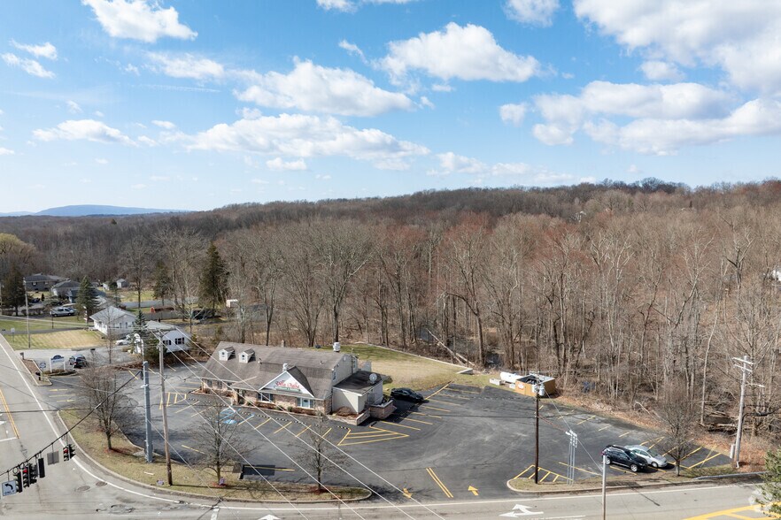 1663 Route 300, Newburgh, NY en venta - Vista aérea - Imagen 2 de 11