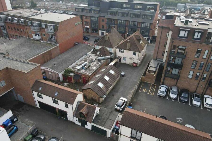 13-19 Station Rd, Gerrards Cross en venta - Foto del edificio - Imagen 3 de 4