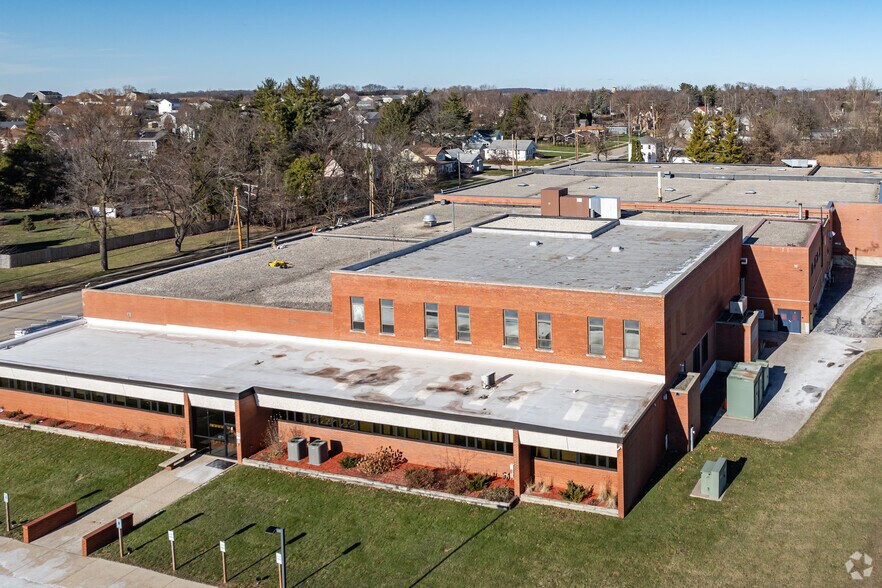 110 Lincoln St, Johnson Creek, WI en venta - Foto del edificio - Imagen 1 de 1