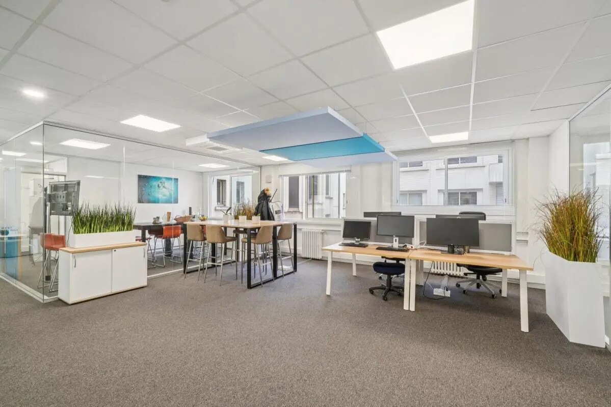 12 Rue De Ponthieu, Paris en alquiler Foto del edificio- Imagen 1 de 5