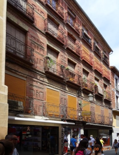 Local en Segovia, Segovia en alquiler - Foto del edificio - Imagen 1 de 2