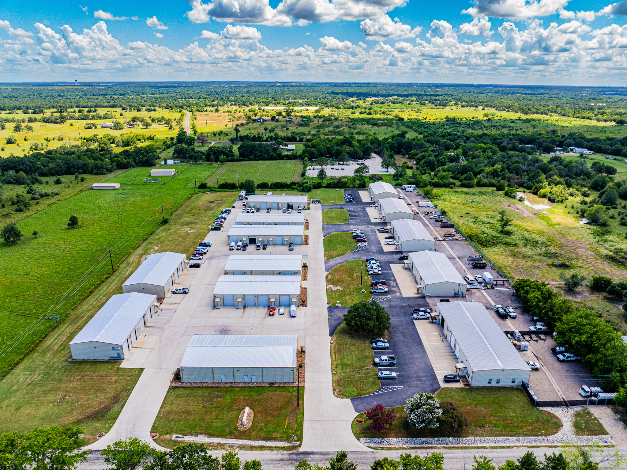 12986 Tonkaway Lake Rd, College Station, TX en alquiler Foto del edificio- Imagen 1 de 8