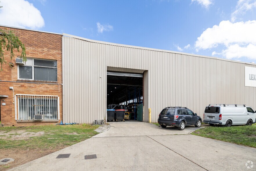 28-32 Exceller Ave, Bankstown en alquiler - Foto del edificio - Imagen 3 de 6