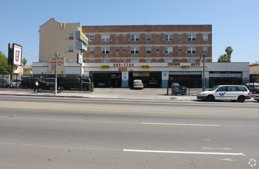 930 N Vermont Ave, Los Angeles, CA en alquiler - Foto del edificio - Imagen 2 de 3