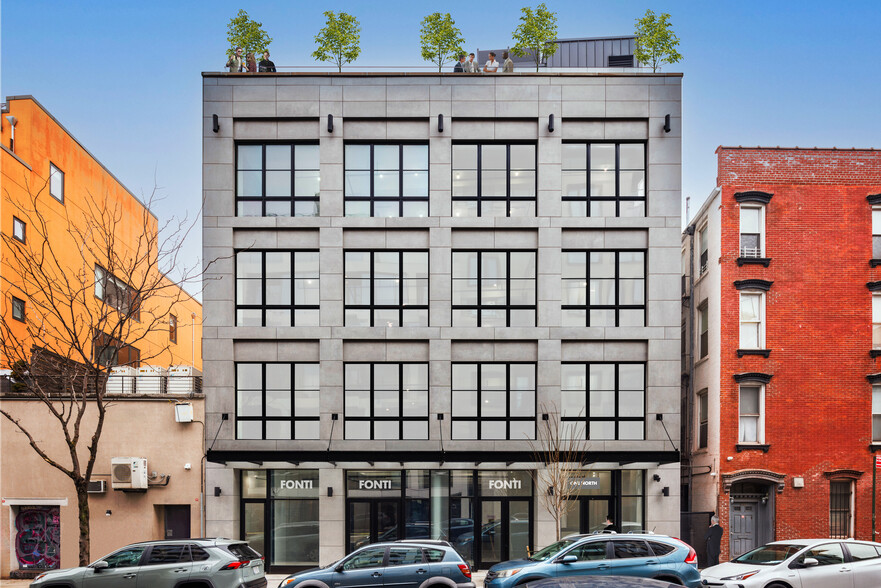 107 N 1st St, Brooklyn, NY en alquiler - Foto del edificio - Imagen 1 de 5