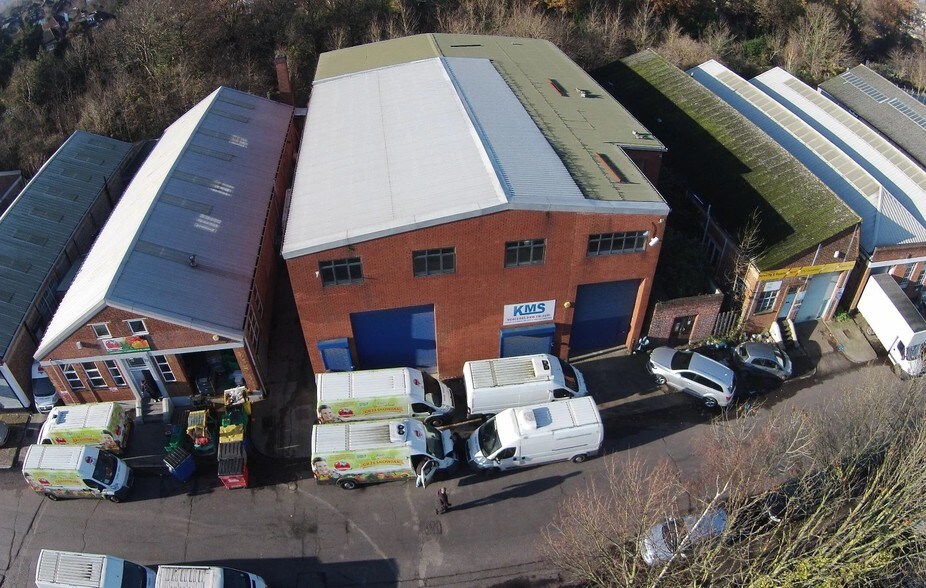 156 Dukes Rd, London en alquiler - Foto del edificio - Imagen 3 de 10