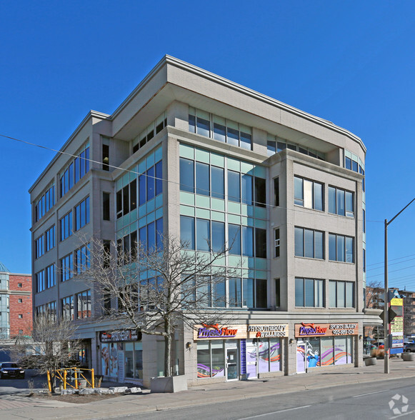 7368 Yonge St, Vaughan, ON en venta - Foto del edificio - Imagen 3 de 32