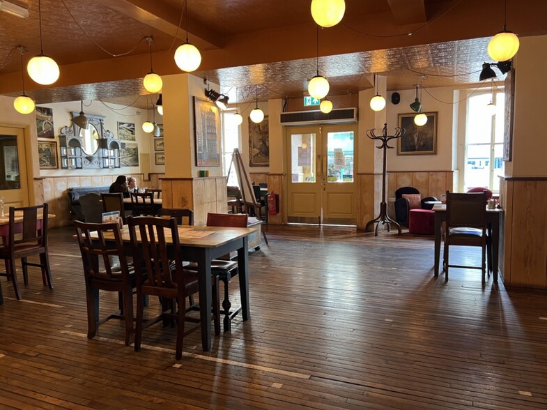 16 Bank St, Newquay en venta - Foto del interior - Imagen 3 de 7