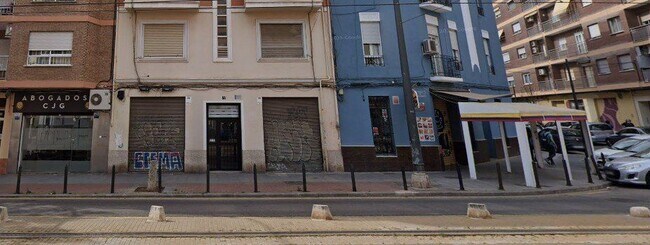 Más detalles de Carrer del Camp de Morvedre, 5, València - Local en venta