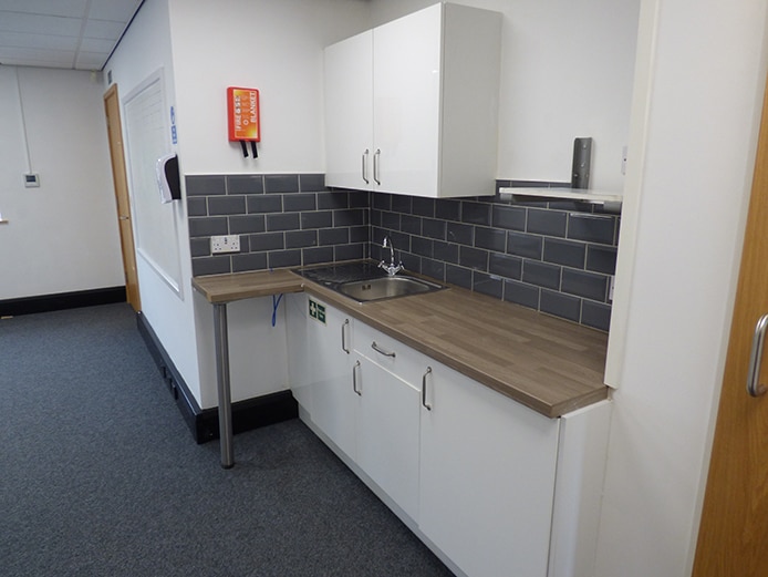 9-10 Ardent Ct, Henley In Arden, WMD B95 5GF - Unidad 10 -  - Foto del interior - Image 2 of 4