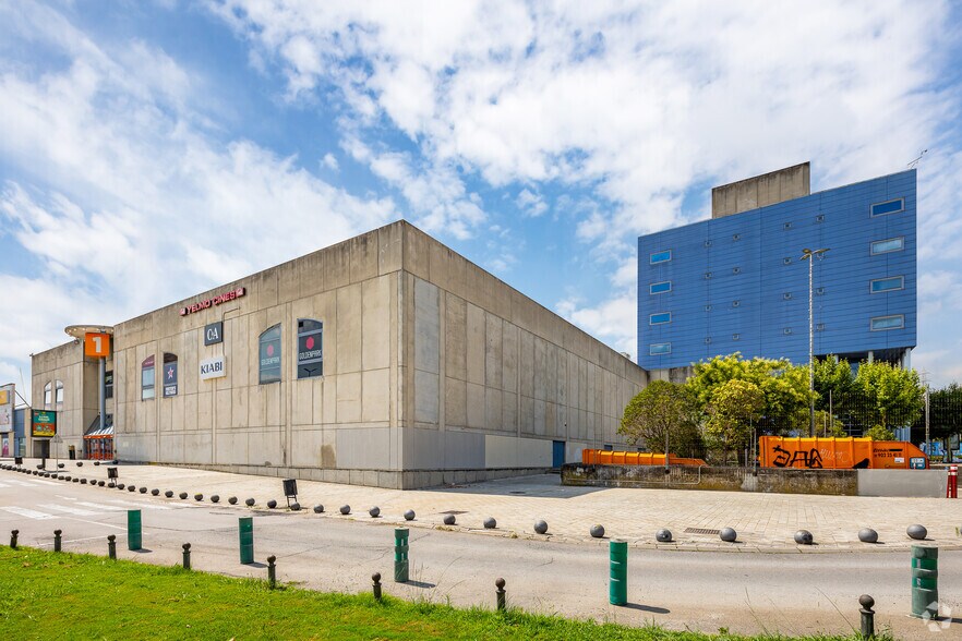 Local en Barberà del Vallès, Barcelona en venta - Foto del edificio - Imagen 3 de 7