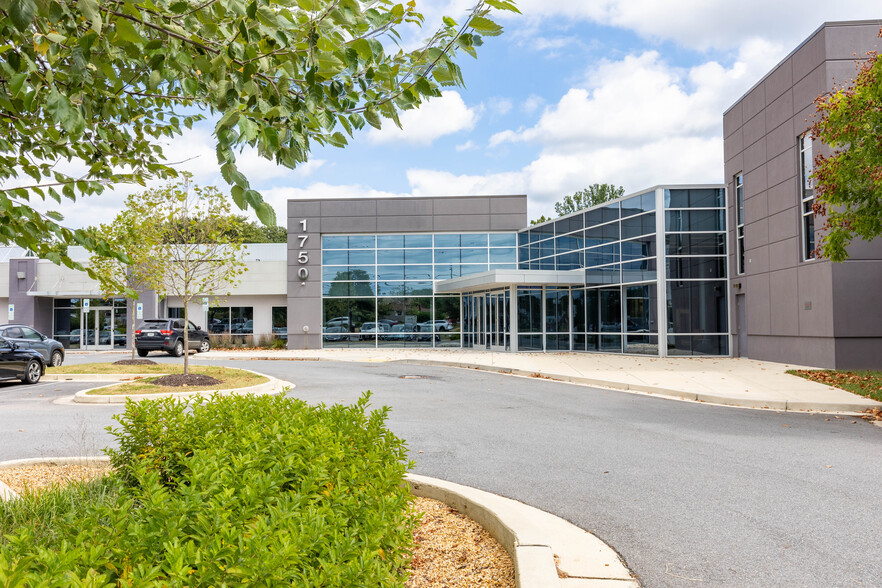 1750 Forest Dr, Annapolis, MD en alquiler - Foto del edificio - Imagen 2 de 13