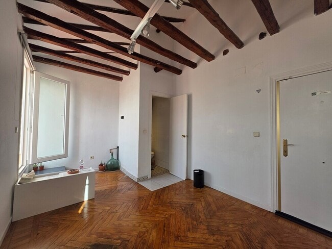 Más detalles de Oficina en alquiler