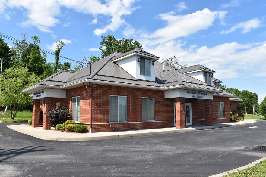 819 Little Britain Rd, New Windsor, NY en venta - Foto del edificio - Imagen 3 de 12