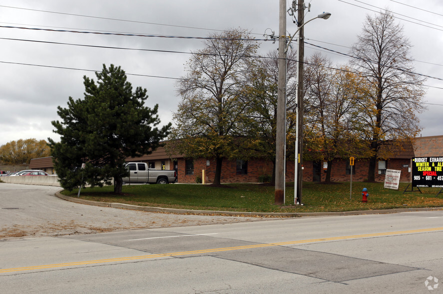 4179 Harvester Rd, Burlington, ON en alquiler - Foto del edificio - Imagen 2 de 2