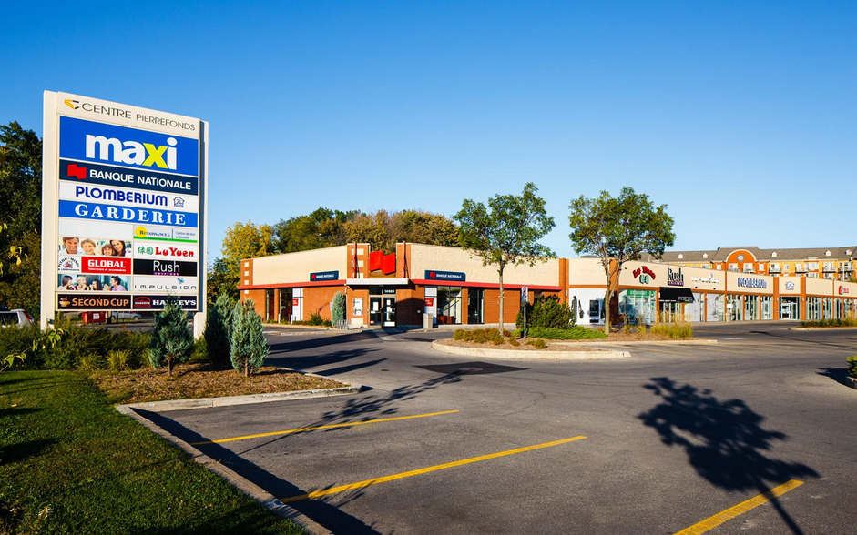 14800-14840 Boul de Pierrefonds, Montréal, QC en alquiler - Foto del edificio - Imagen 3 de 5