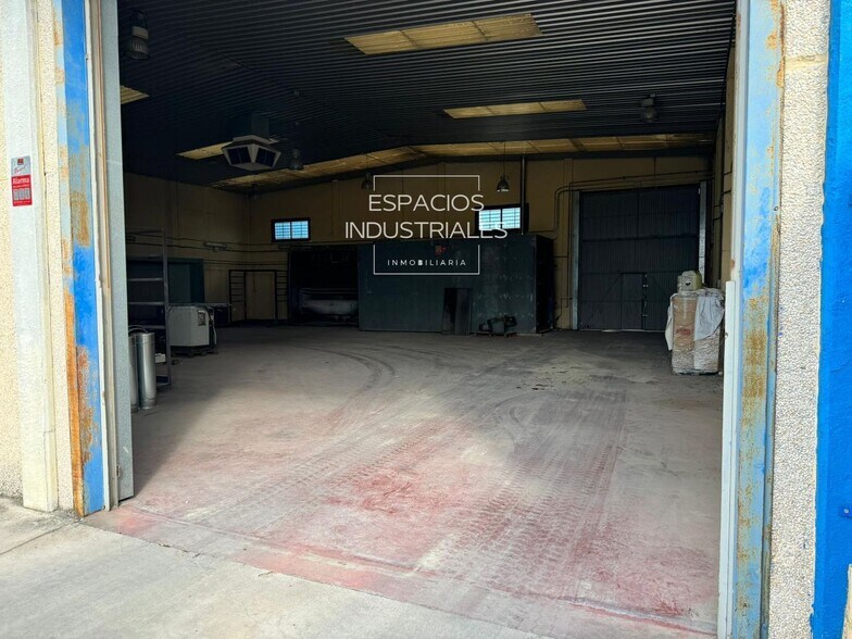 Nave en Serranillos del Valle, Madrid en venta - Foto del interior - Imagen 3 de 5