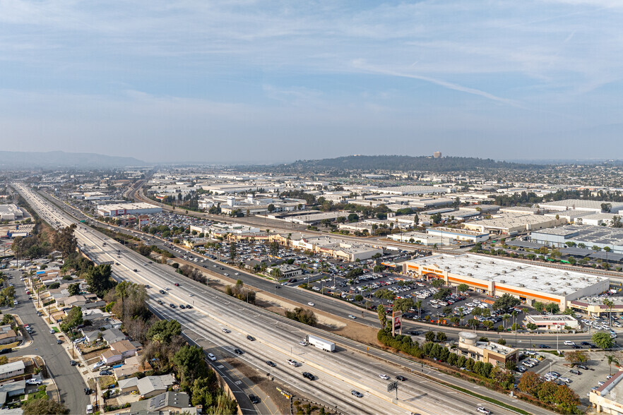 18015-18055 Gale Ave, City Of Industry, CA en alquiler - Foto del edificio - Imagen 1 de 36