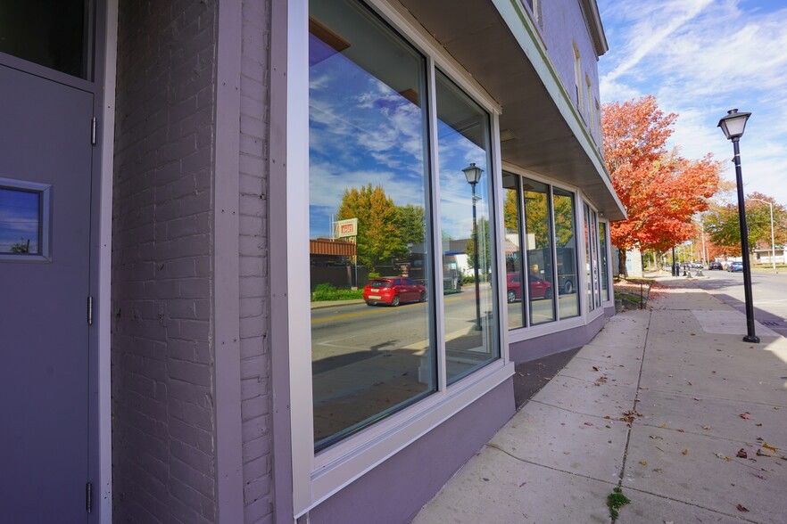 1643 N Wells St, Fort Wayne, IN en alquiler - Foto del edificio - Imagen 2 de 3