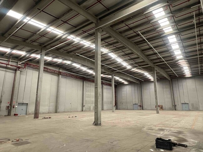 Más detalles de Nave en alquiler