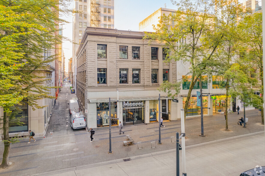 524-526 Granville St, Vancouver, BC en alquiler - Foto del edificio - Imagen 1 de 5