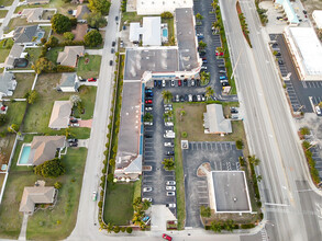 2724 Santa Barbara Blvd, Cape Coral, FL - VISTA AÉREA  vista de mapa