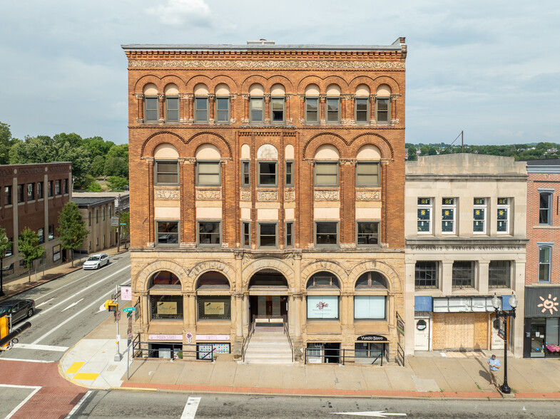 41 N Main St, Greensburg, PA en venta - Foto del edificio - Imagen 1 de 17