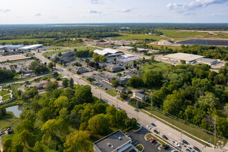 1701 Lake Lansing Rd, Lansing, MI - VISTA AÉREA  vista de mapa - Image1